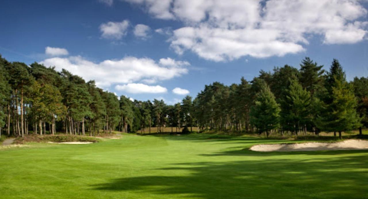 Deepcut Lodge Bed&Breakfast Camberley Buitenkant foto